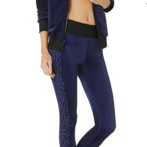 NWOT ultracore velvet feline leggings